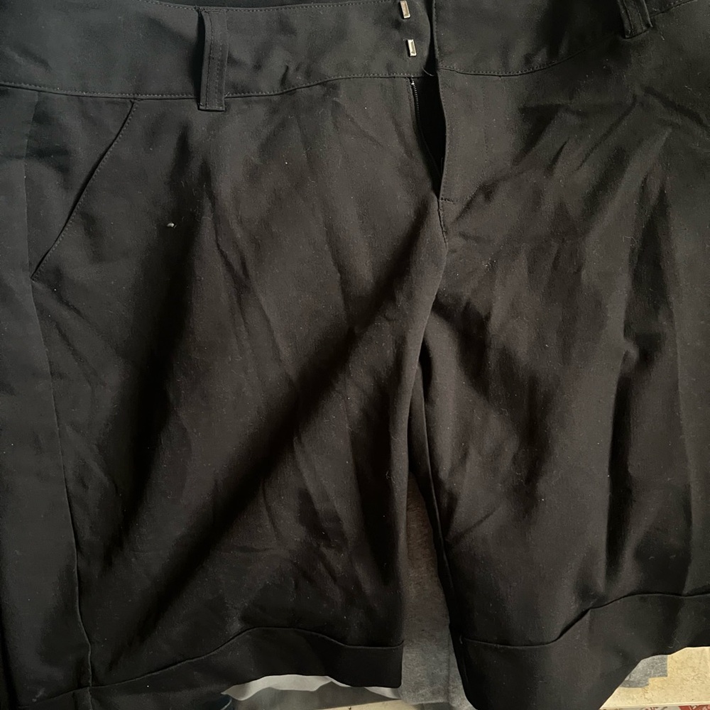 Guess Black shorts
